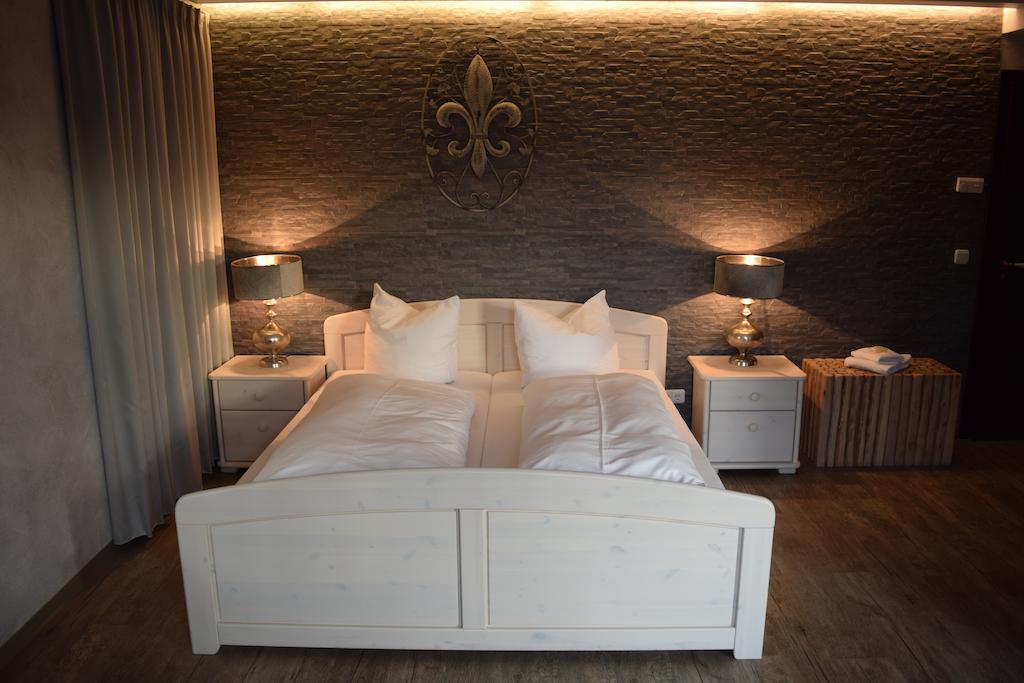 Hotel Arte Vida Ohg Spremberg Ruang foto