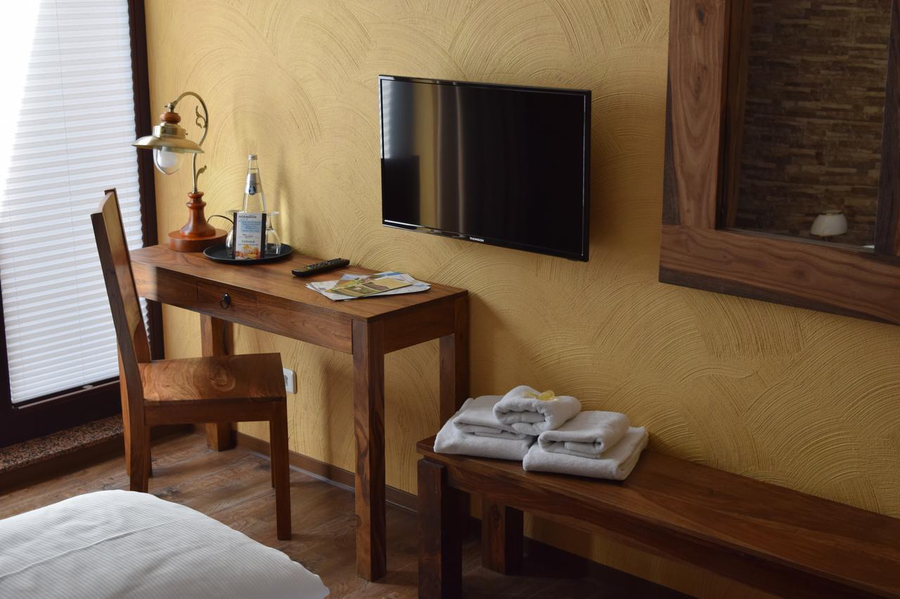 Hotel Arte Vida Ohg Spremberg Bagian luar foto