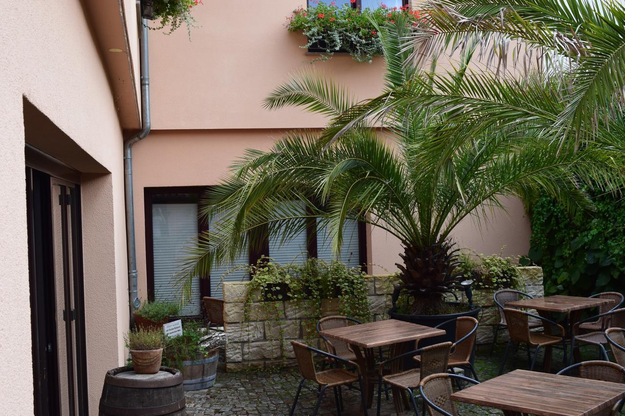 Hotel Arte Vida Ohg Spremberg Bagian luar foto