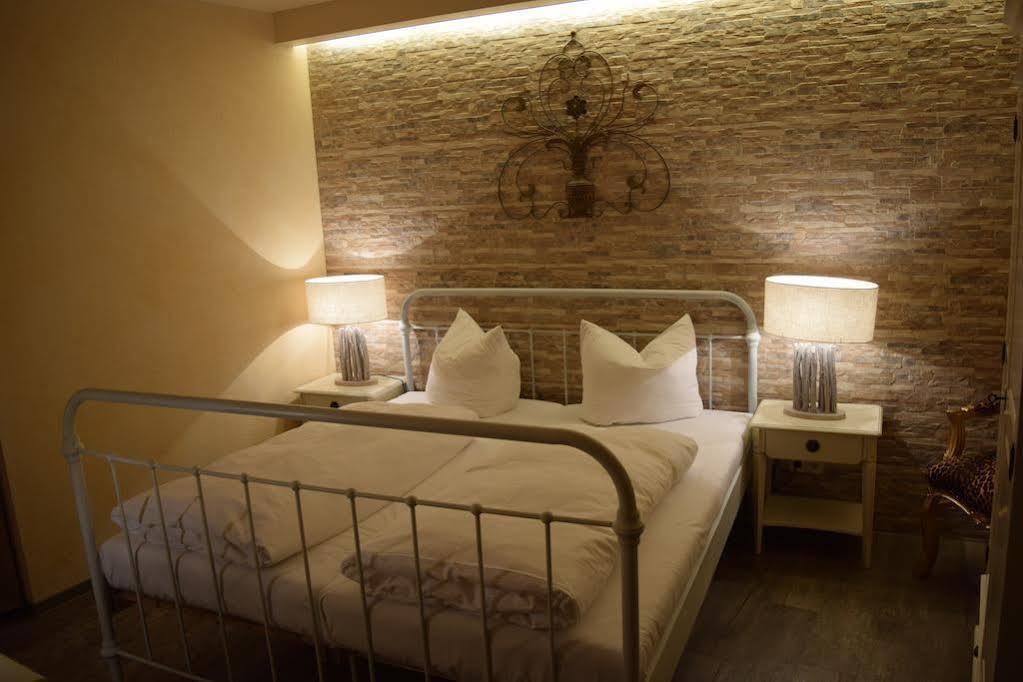 Hotel Arte Vida Ohg Spremberg Bagian luar foto